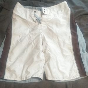 ⭐Size 29 BKE board shorts